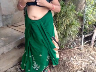 Desi Indian Milf Outdoor Pissing Video Compilation